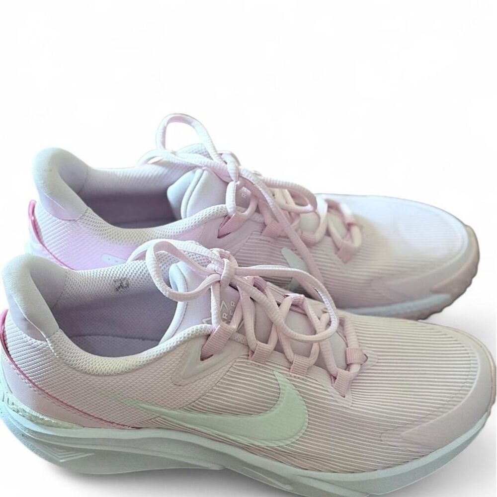 Nike Air Zoom Winflo 6 Pink White Running Shoes | Big Kids US 6.5Y